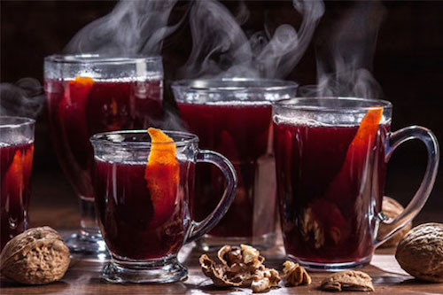 steaming-gluhwein